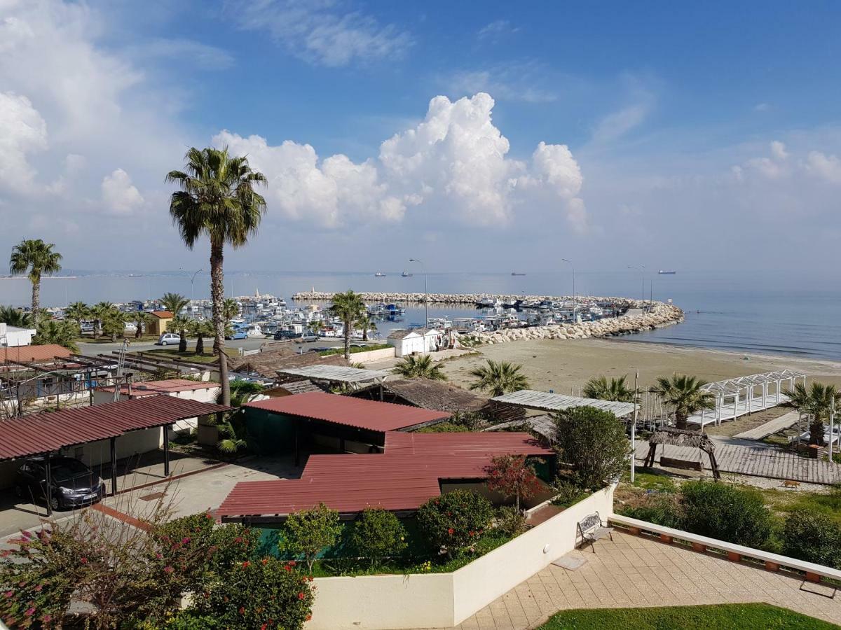 Haig'S Dream Flat On The Beach Ларнака Екстер'єр фото